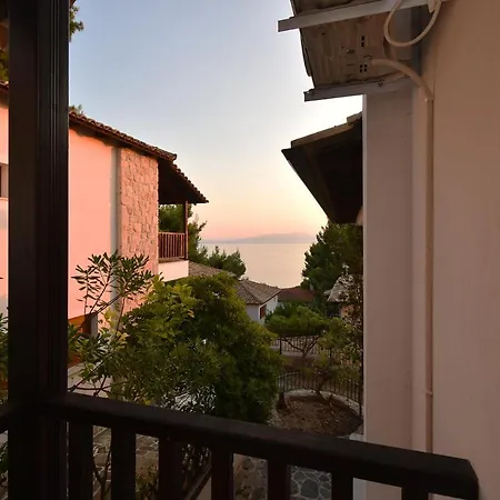 Sea Side Pine Maisonette, Дом отдыха *