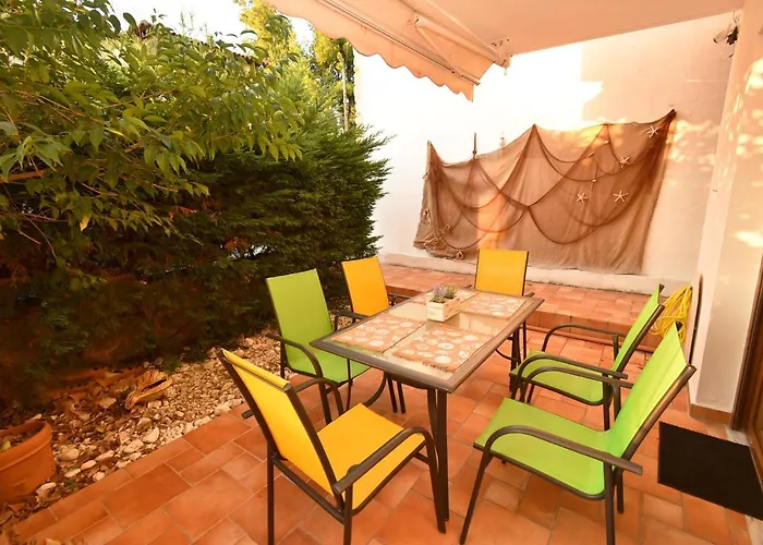 Sea Side Pine Maisonette, * Siviri