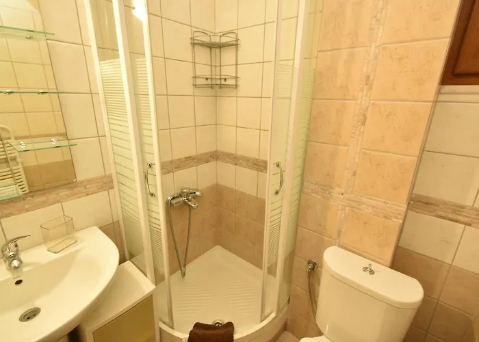 Sea Side Pine Maisonette,